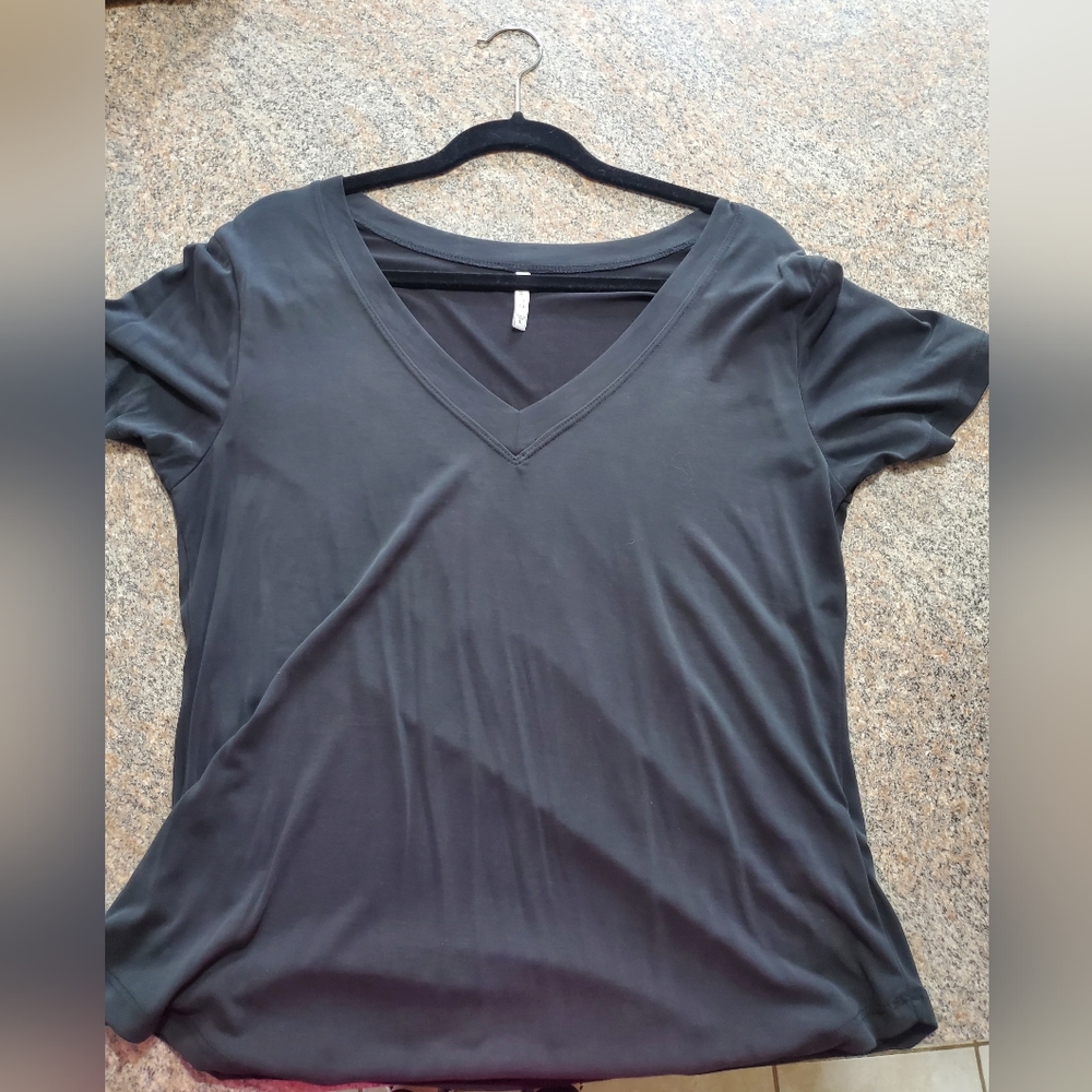 Z SUPPPLY TSHIRT
